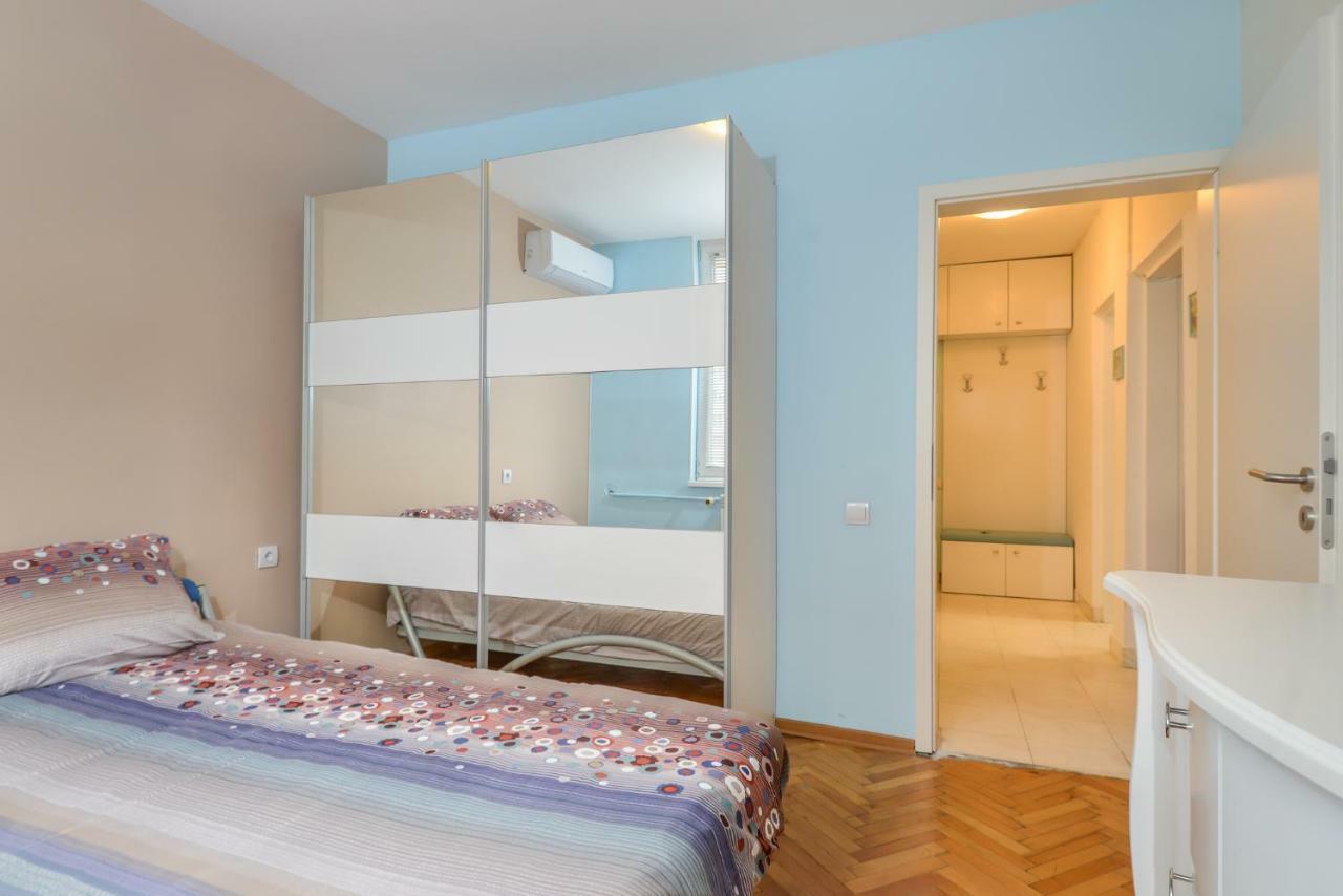 Comfortable One Bedroom Apartment In A Lively Area | Zona B5 | Russian Square Sofía Exterior foto